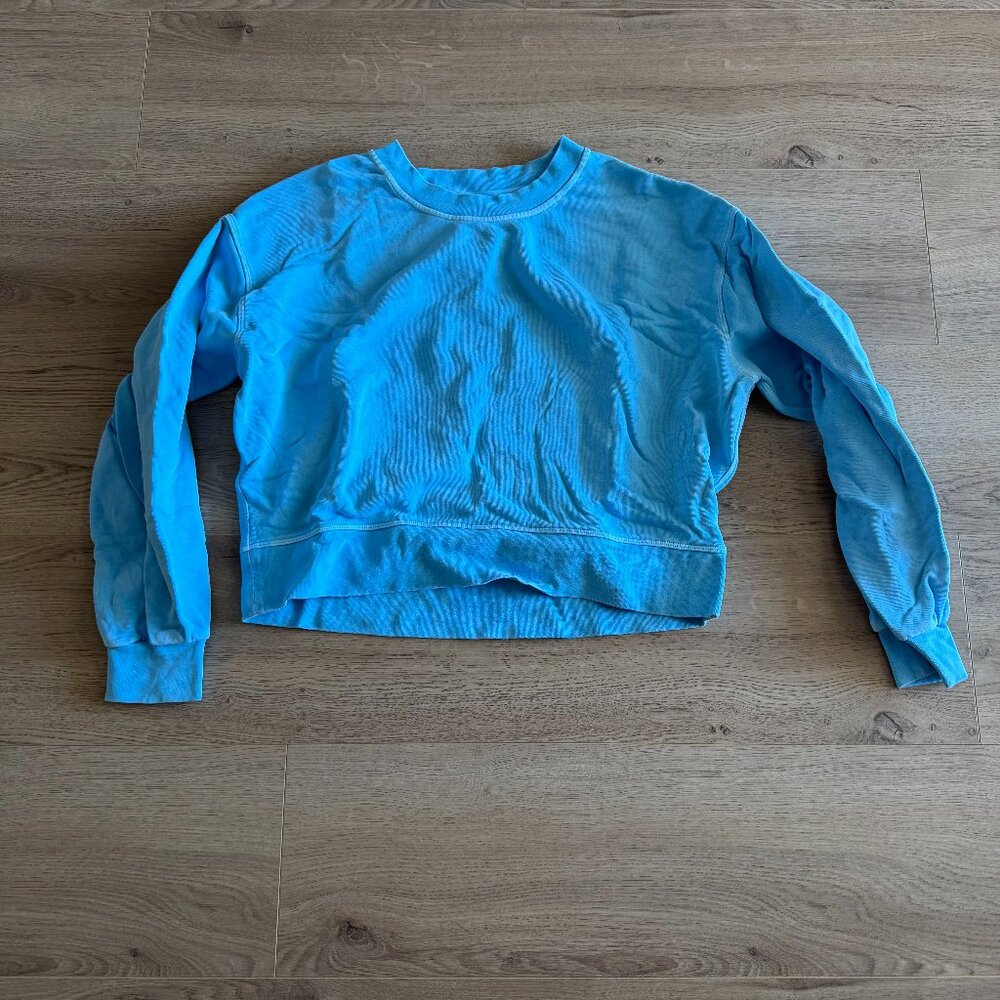 lululemon distressed wash crop crew neck
